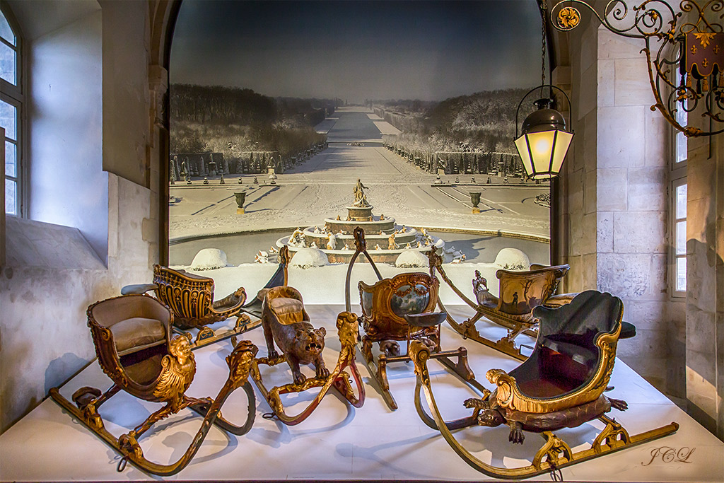 Visite de la Galerie des Carrosses dans la Grande Ecurie à Versailles
